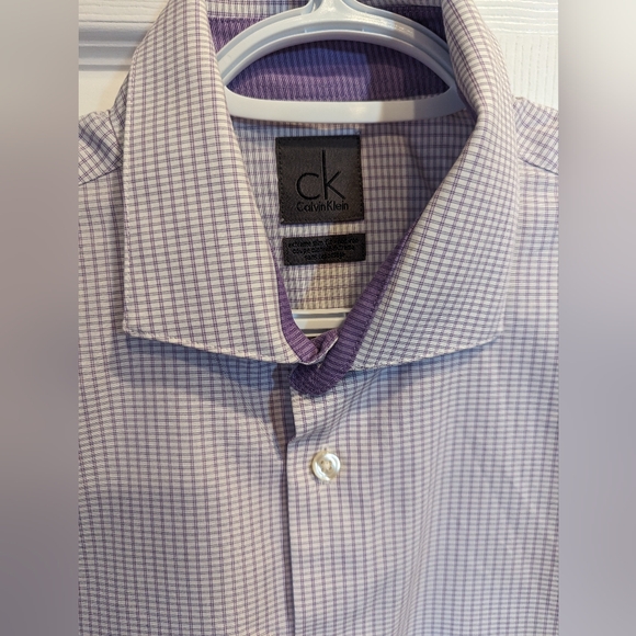 💙 CALVIN KLEIN 💙 Lilac + White Checkered Dress Shirt - Picture 2 of 8